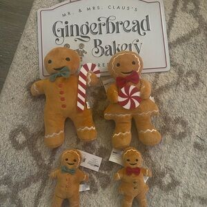 Gingerbread Plush Toy Set with Gingerbread Bakery sign